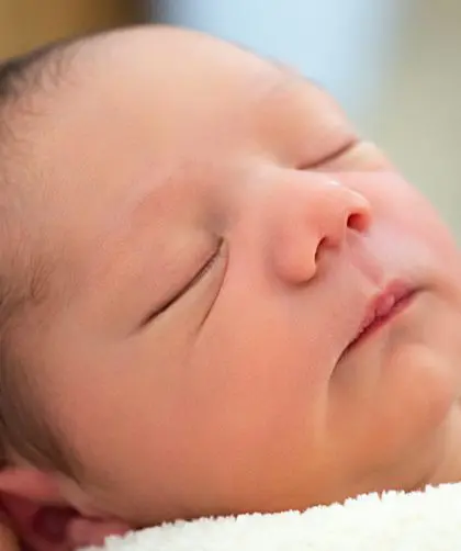 Croissance des cheveux de bébé