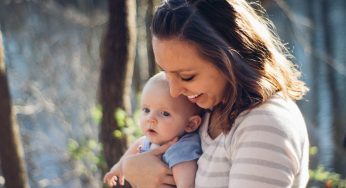 Choisir le prénom de votre bébé : les tendances à suivre en 2025